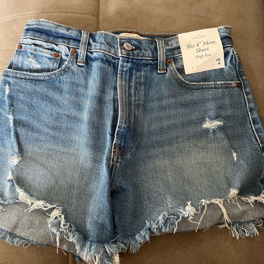 Abercrombie 4” mom shorts curve love